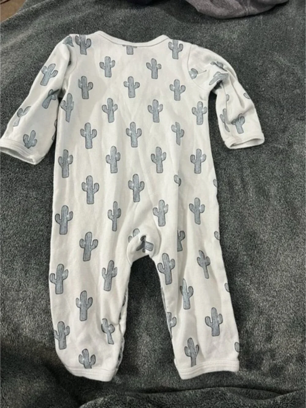 One pieces Yoga Sprout 24 month one piece‎ outfit Cactus